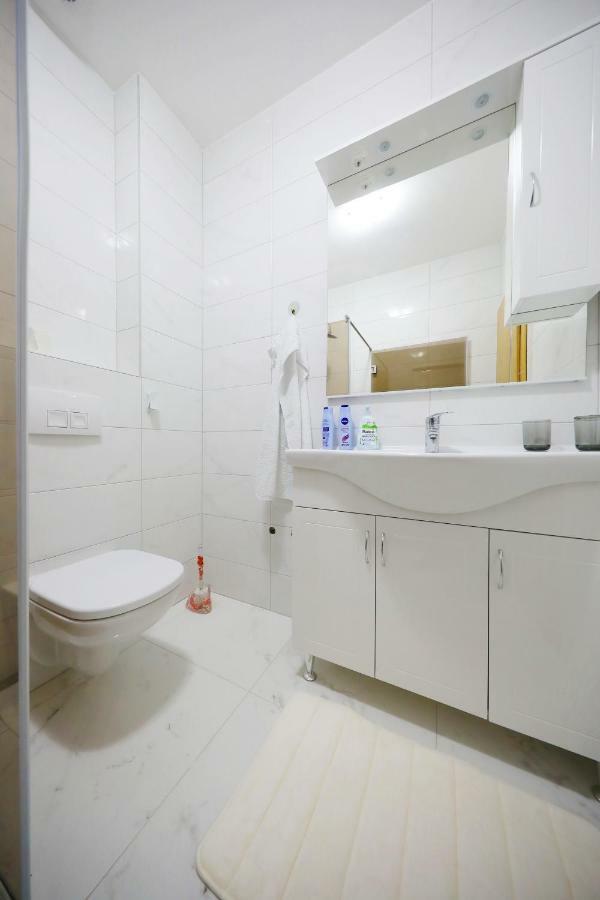 Apartmani Vlado Mitar Sukosan Exterior photo