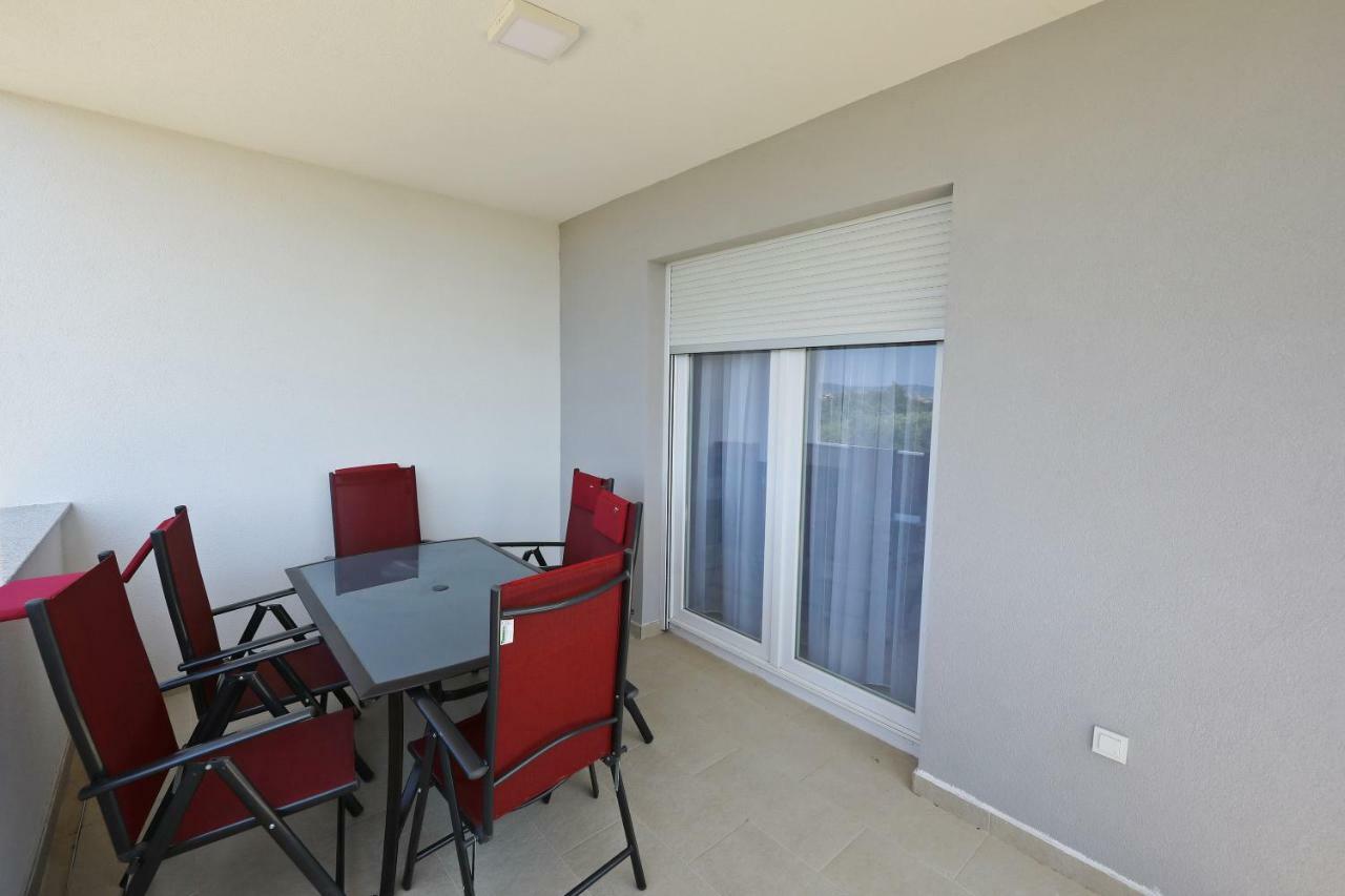 Apartmani Vlado Mitar Sukosan Exterior photo